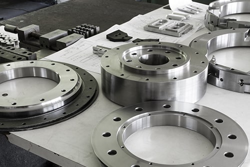 METAL ALLOYS & MINERALS